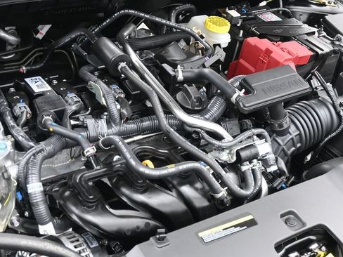 New 2026 Nissan Sentra SR w/ Floor Mat Package FWD image 22