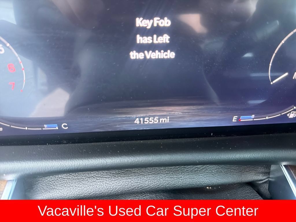 Used 2023 Jeep Grand Wagoneer Series II AWD/4WD image 16