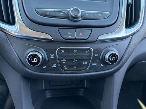 Certified 2024 Chevrolet Equinox LT FWD image 29