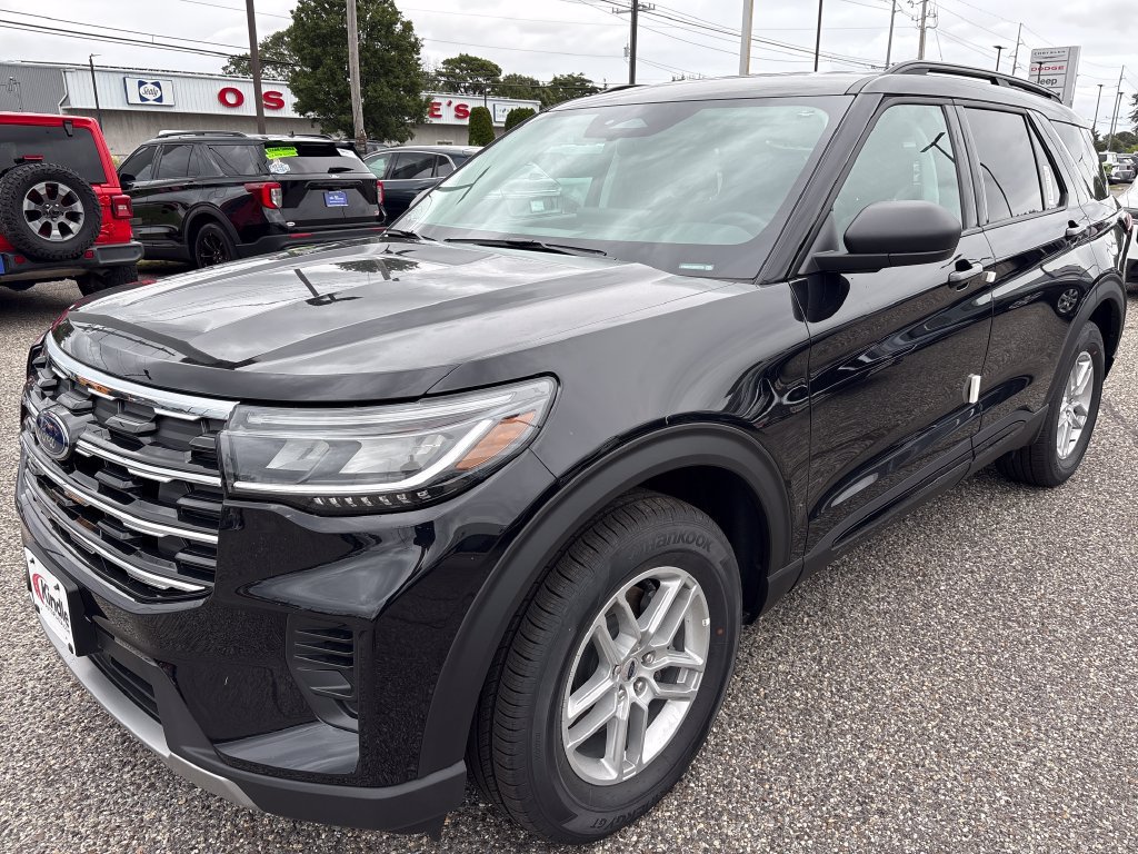 New 2026 Ford Explorer Active AWD/4WD image 4
