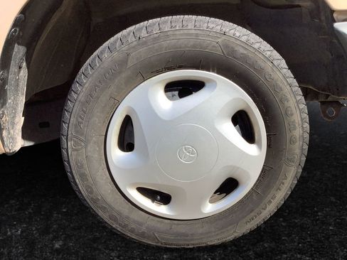 Used 2000 Toyota Tacoma 2WD Regular Cab image 20