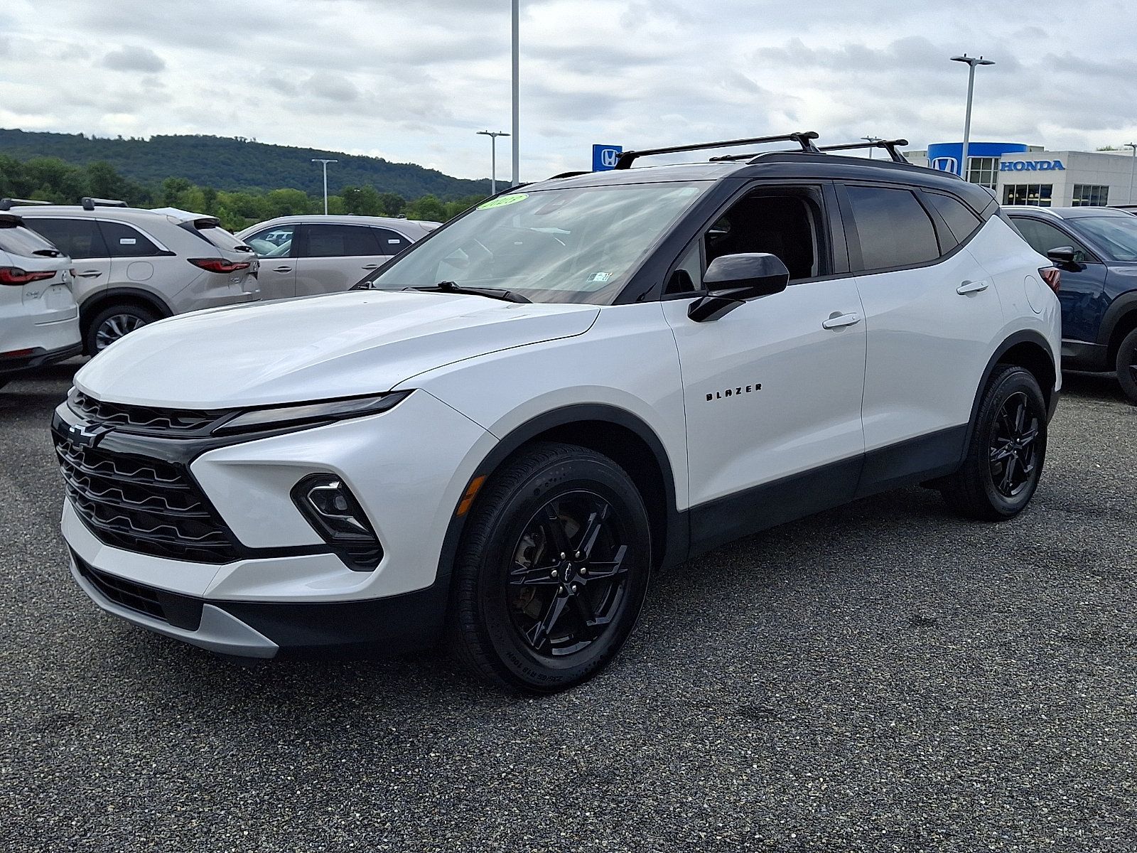 Used 2023 Chevrolet Blazer LT w/ Convenience Package AWD/4WD image 4