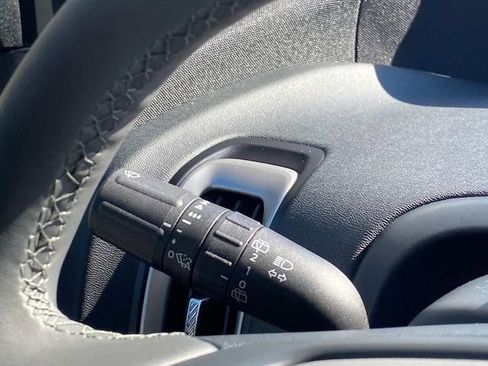 New 2025 Ford Expedition Active AWD/4WD image 19