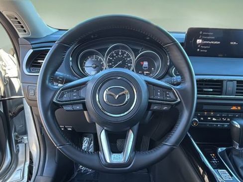 Used 2023 MAZDA CX-9 Touring image 11