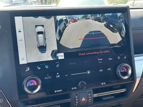 Used 2025 Lexus GX 550 AWD/4WD image 38