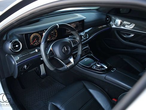 Used 2018 Mercedes-Benz E 63 AMG S image 31
