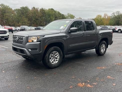 Used 2024 Nissan Frontier SV w/ Tow Package image 1