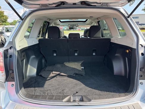 Used 2017 Subaru Forester 2.5i Premium w/ Popular Package #2A AWD/4WD image 10