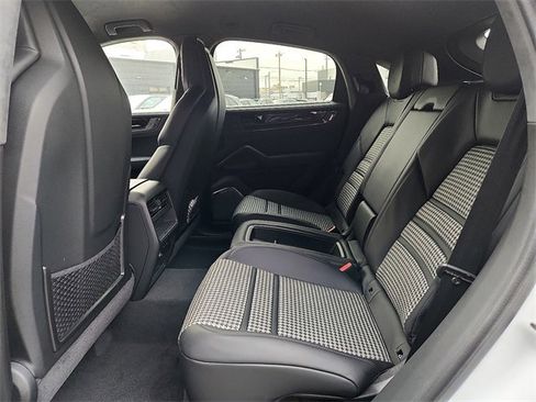 New 2026 Porsche Cayenne GTS image 13