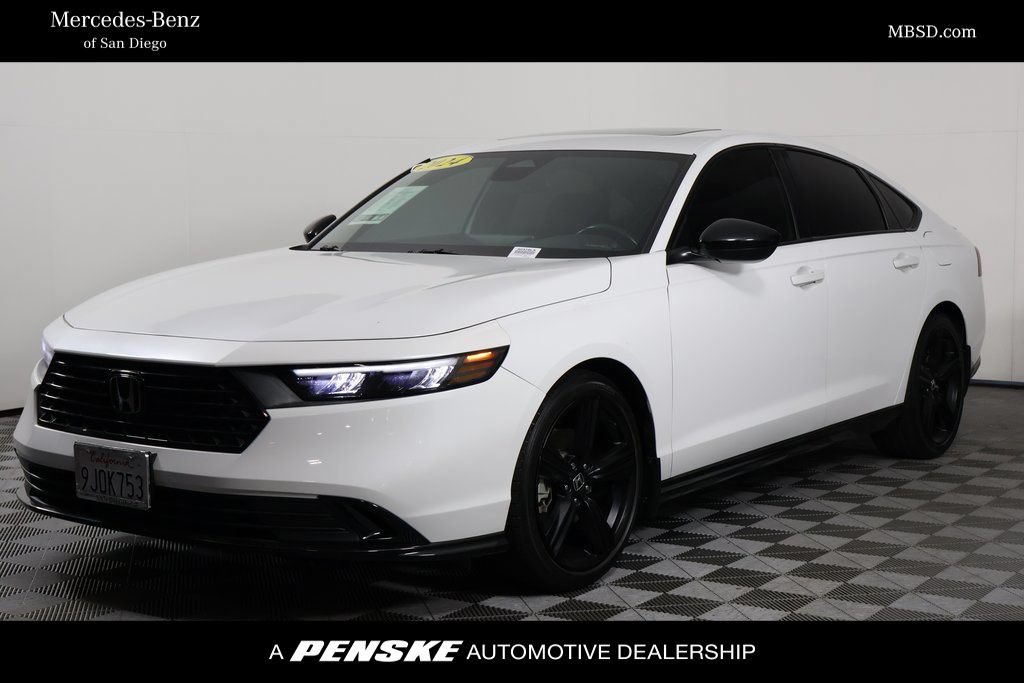 Used 2024 Honda Accord Sport image 1