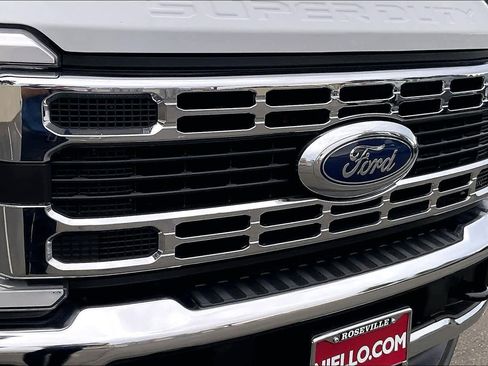 Used 2025 Ford F250 XLT image 31