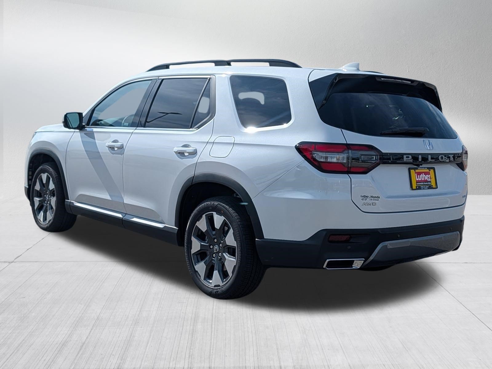 New 2026 Honda Pilot Elite image 3