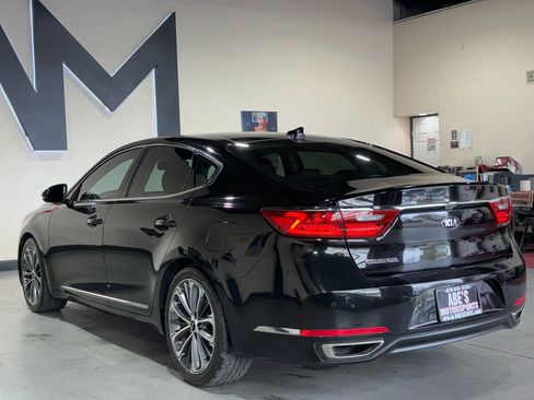 Used 2017 Kia Cadenza Technology FWD image 6