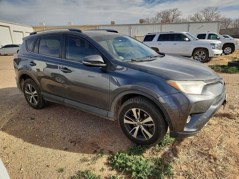 Used 2018 Toyota RAV4 XLE image 6