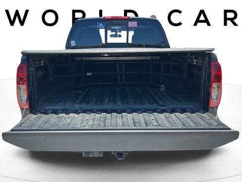 Used 2021 Nissan Frontier SV w/ Midnight Edition Floor Mats RWD image 9