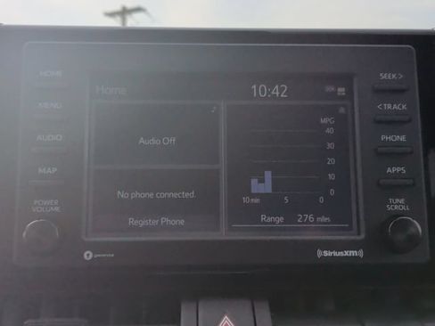 Used 2022 Toyota RAV4 XLE FWD image 21
