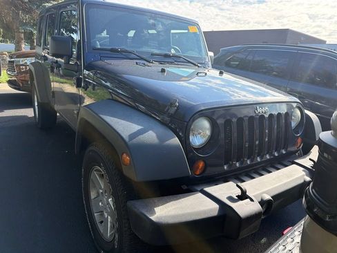 Used 2013 Jeep Wrangler Unlimited Sport AWD/4WD image 5