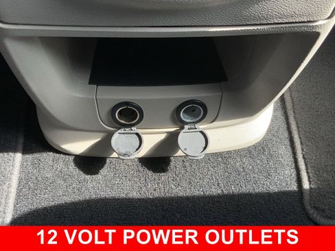 Used 2019 Dodge Grand Caravan SE w/ UConnect Hands-Free Group FWD image 36