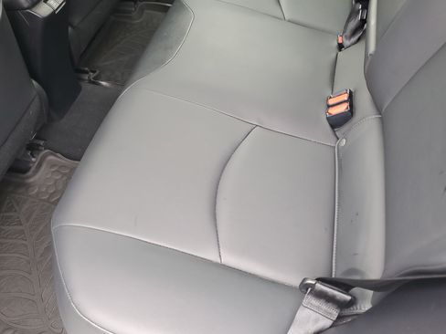 Used 2019 Toyota Prius XLE AWD/4WD image 13