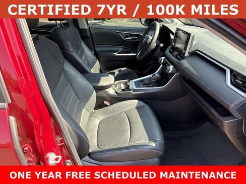 Used 2021 Toyota RAV4 XLE Premium AWD/4WD image 9