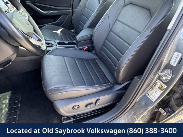Certified 2024 Volkswagen Jetta SE FWD image 29