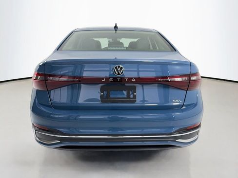 Used 2026 Volkswagen Jetta SEL FWD image 6
