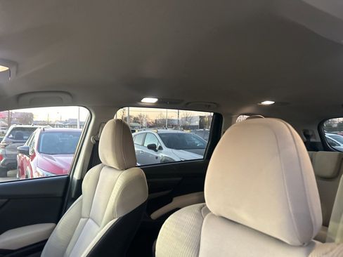 Used 2025 Subaru Ascent Premium image 5