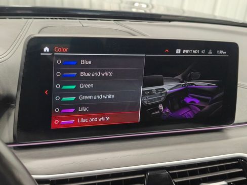 Used 2022 BMW M550i xDrive AWD/4WD image 62