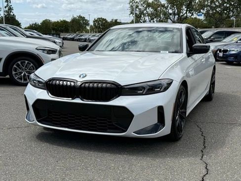 Certified 2023 BMW 330i Sedan w/ M Sport Package RWD image 3