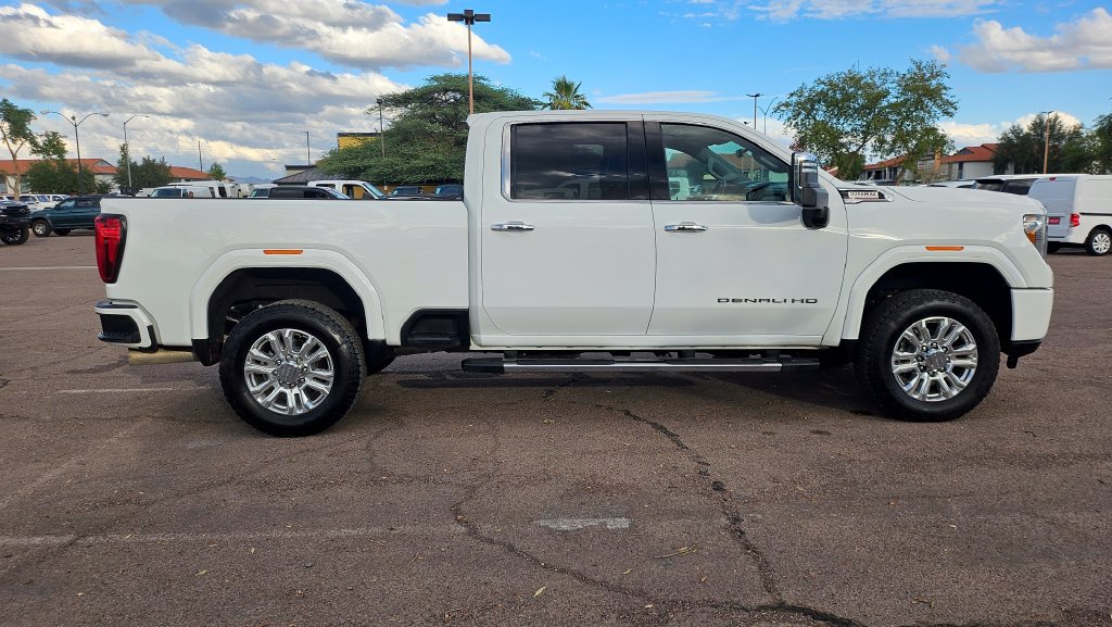 Used 2020 GMC Sierra 3500 Denali w/ Denali Ultimate Package AWD/4WD image 12