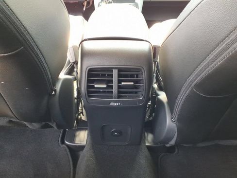 Used 2025 Ford Escape Platinum w/ Premium Technology Package AWD/4WD image 5