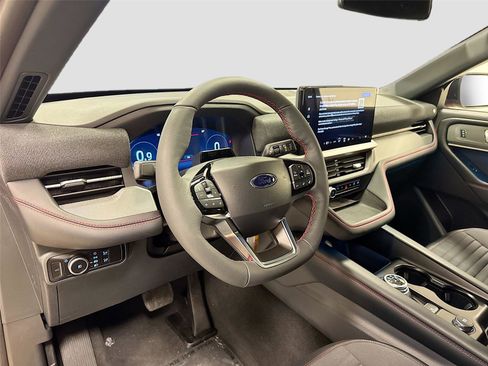 New 2026 Ford Explorer ST-Line w/ ST-Line Street Pack RWD image 9