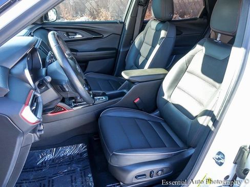 Used 2022 Chevrolet TrailBlazer RS image 9