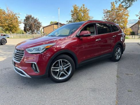 Used 2017 Hyundai Santa Fe AWD w/ Cargo Package image 10