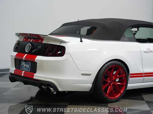 Used 2014 Ford Mustang Shelby GT500 w/ Equipment Group 821A image 25