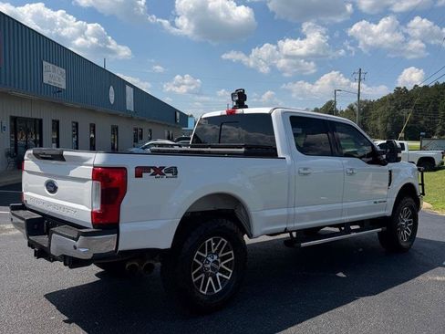 Used 2019 Ford F250 Lariat w/ Lariat Ultimate Package AWD/4WD image 4