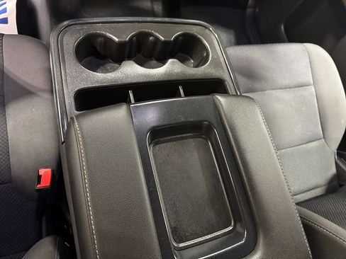 Used 2018 GMC Sierra 2500 SLE image 8