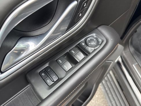 Used 2021 GMC Yukon AT4 w/ AT4 Premium Plus Package image 43