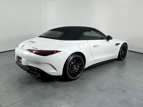 Used 2022 Mercedes-Benz SL 63 AMG 4MATIC image 5