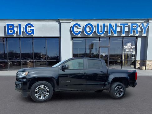 Used 2022 Chevrolet Colorado Z71 AWD/4WD image 10
