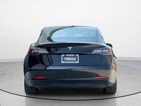 Used 2020 Tesla Model 3 Standard Range Plus RWD image 5