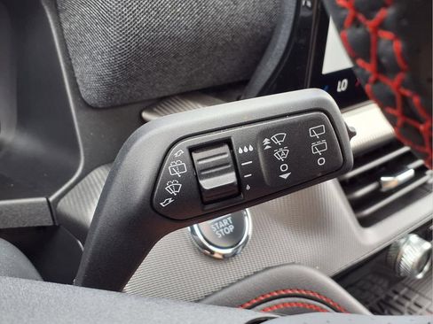 Used 2025 Ford Explorer ST-Line w/ Premium Package AWD/4WD image 17