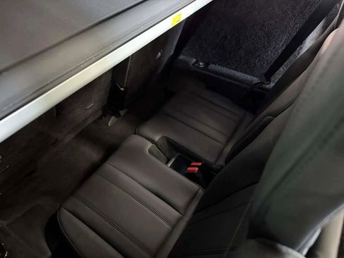 Used 2019 Land Rover Range Rover Sport HSE image 23