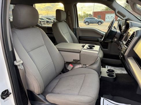 Used 2018 Ford F150 XLT w/ Equipment Group 302A Luxury AWD/4WD image 17