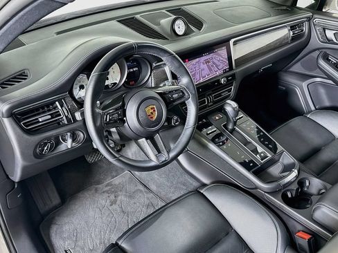 Certified 2023 Porsche Macan GTS AWD/4WD image 4