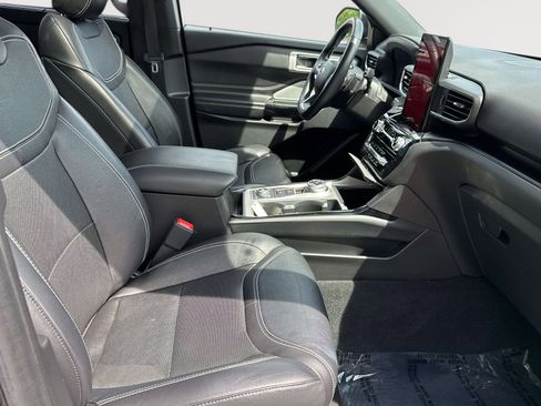 Used 2023 Ford Explorer ST w/ Equipment Group 401A AWD/4WD image 27