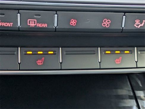 Used 2019 Kia Sorento SX image 26