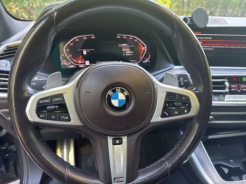Used 2022 BMW X5 sDrive40i w/ M Sport Package RWD image 19