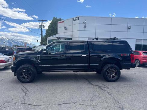 Used 2017 Ford F350 Platinum w/ Platinum Ultimate Package AWD/4WD image 9