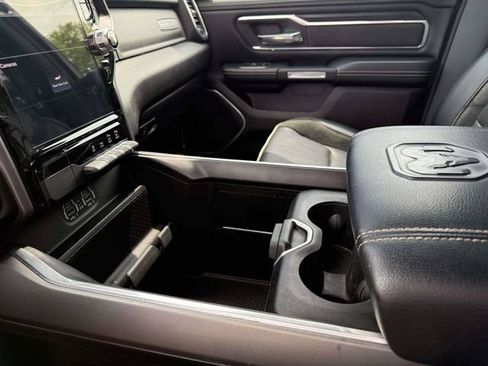 Used 2023 RAM 1500 Laramie AWD/4WD image 30